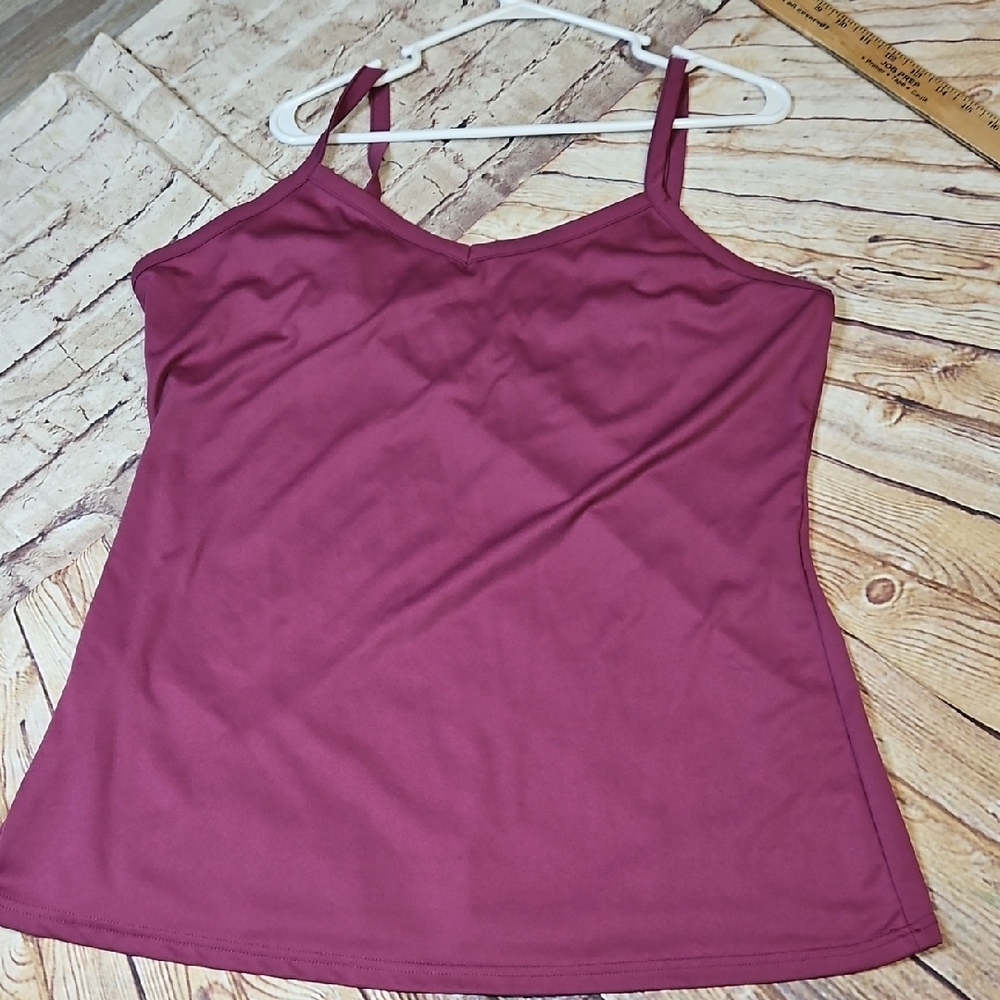 🔥Queen Collection‎ Vneck Adjustable  Strap Tank Top Size 1x